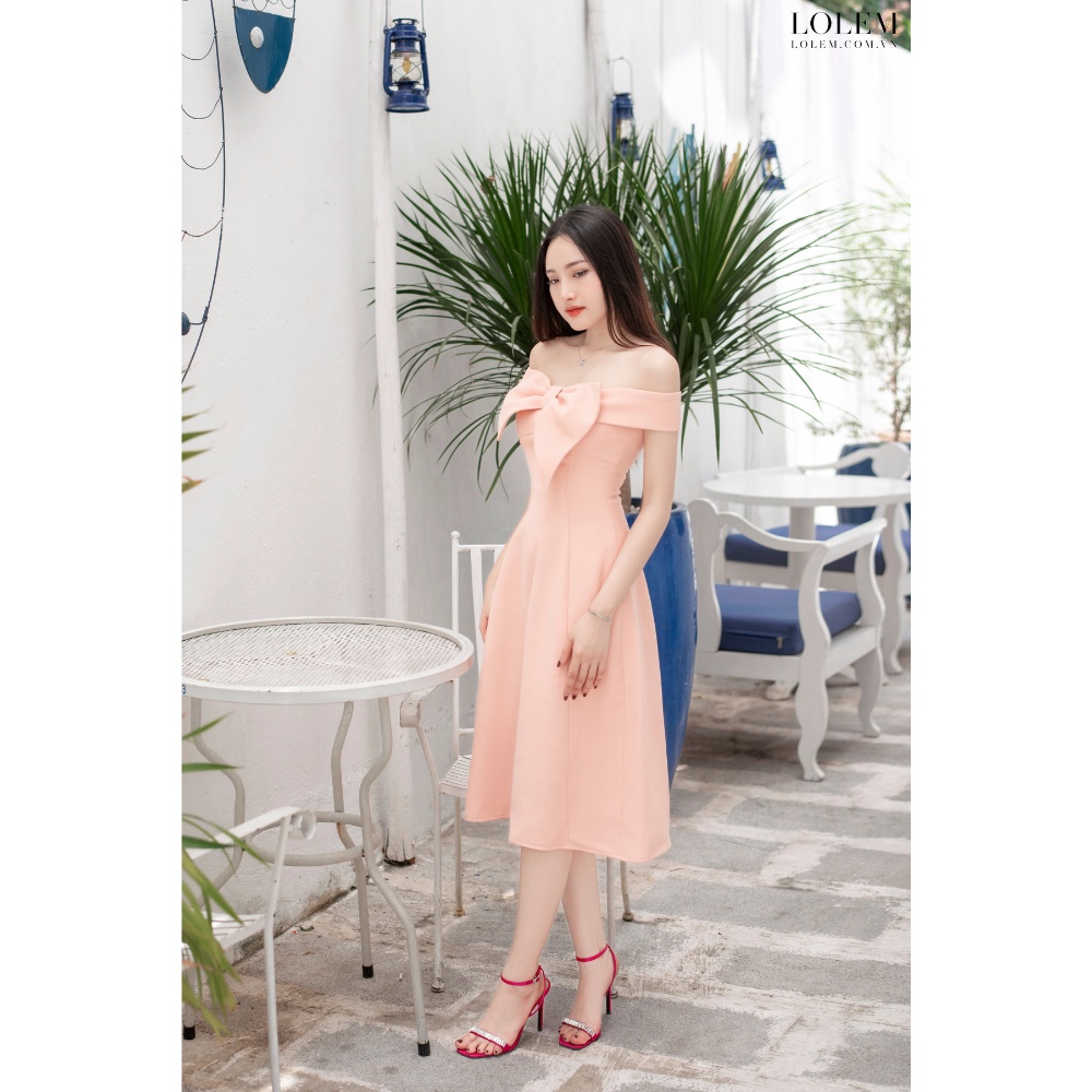 Đầm trễ vai LOLEM DX354 dáng dài phối nơ ngực vải gạo Mỹ cao cấp