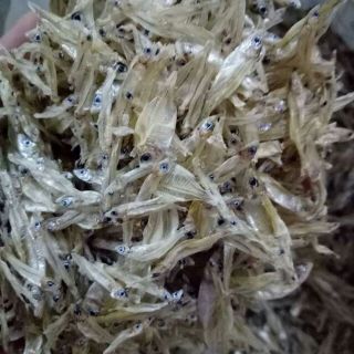 Cá cơm khô sê san