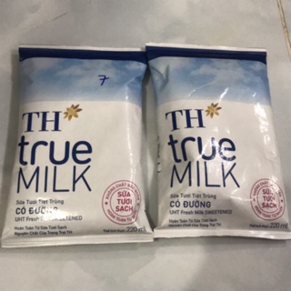 Sữa tươi tiệt trùng TH true milk 220ml