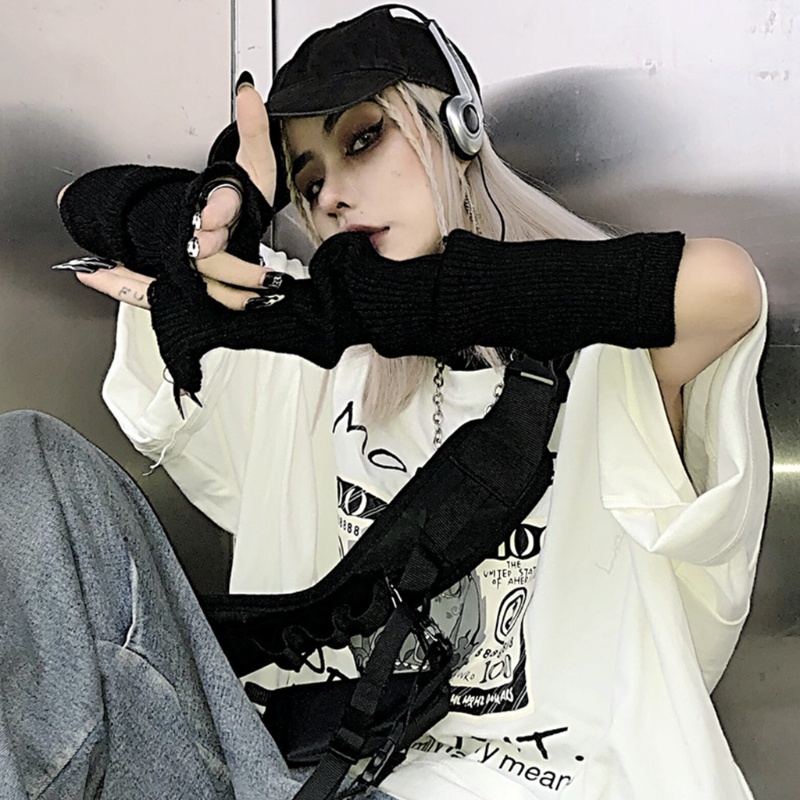 Găng Tay Len Hở Ngón Màu Đen Phong Cách Gothic Punk Cho Nữ