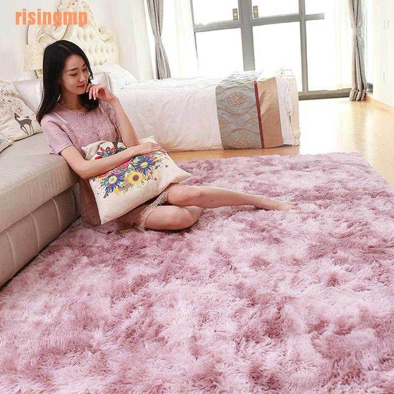 Thảm Lông Nhuộm Màu Độc Đáo Trang Trí Phòng Khách