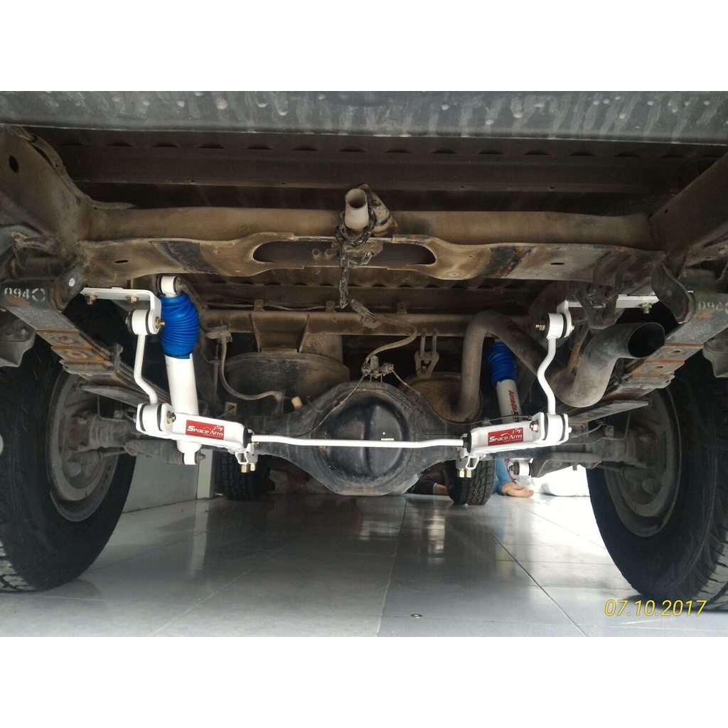 Thanh cân bằng chống lật MITSUBISHI TRITON. SPACE ARM JS1 Thái Lan. Bao dùng thử 30 ngày. Có sẵn
