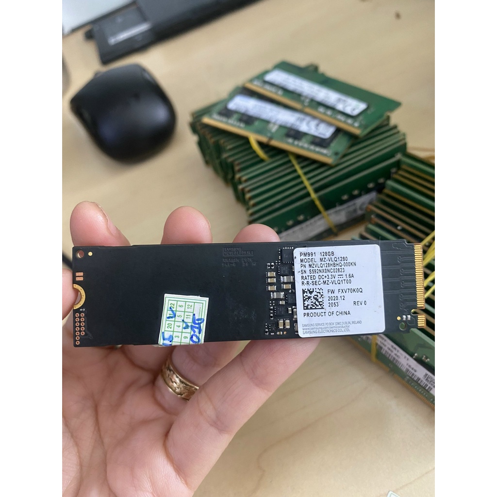 Ổ Cứng SSD Samsung PM991 128GB M2 2280 PCIe NVMe Gen 3×4 MZVLQ128HBHQ Hàng Tháo Máy Zin Mới 99% BH 1 Tháng 1 Đổi 1 | BigBuy360 - bigbuy360.vn