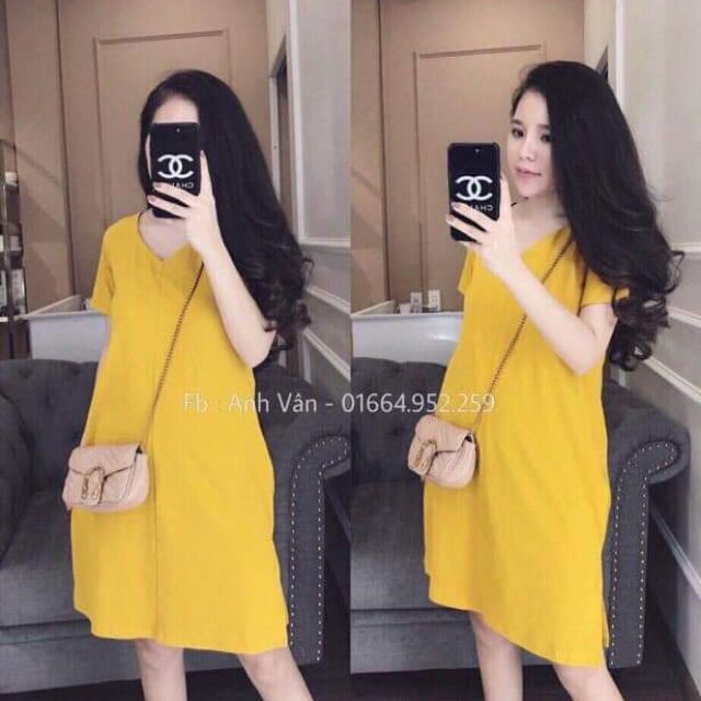 Váy suông cổ V