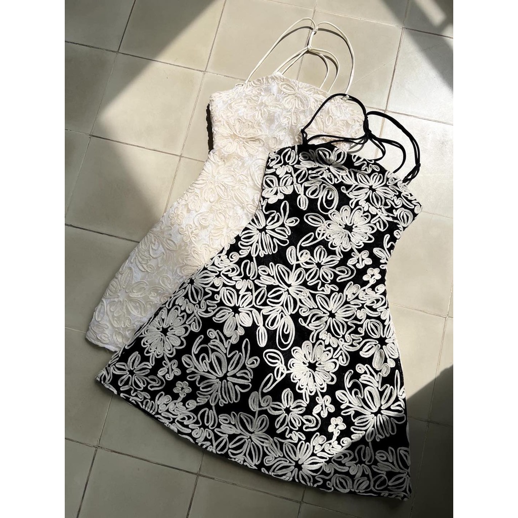 Đầm Dây Yếm Hoa văn