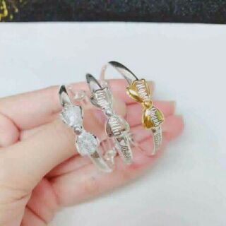 Lắc bạc nơ