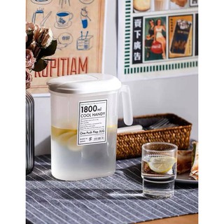 ca nhựa đựng nước 1800ML