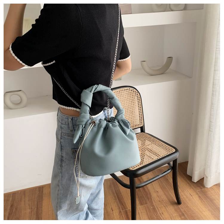 Túi đeo chéo IELGY da pu hình đám mây thời trang cho nữ