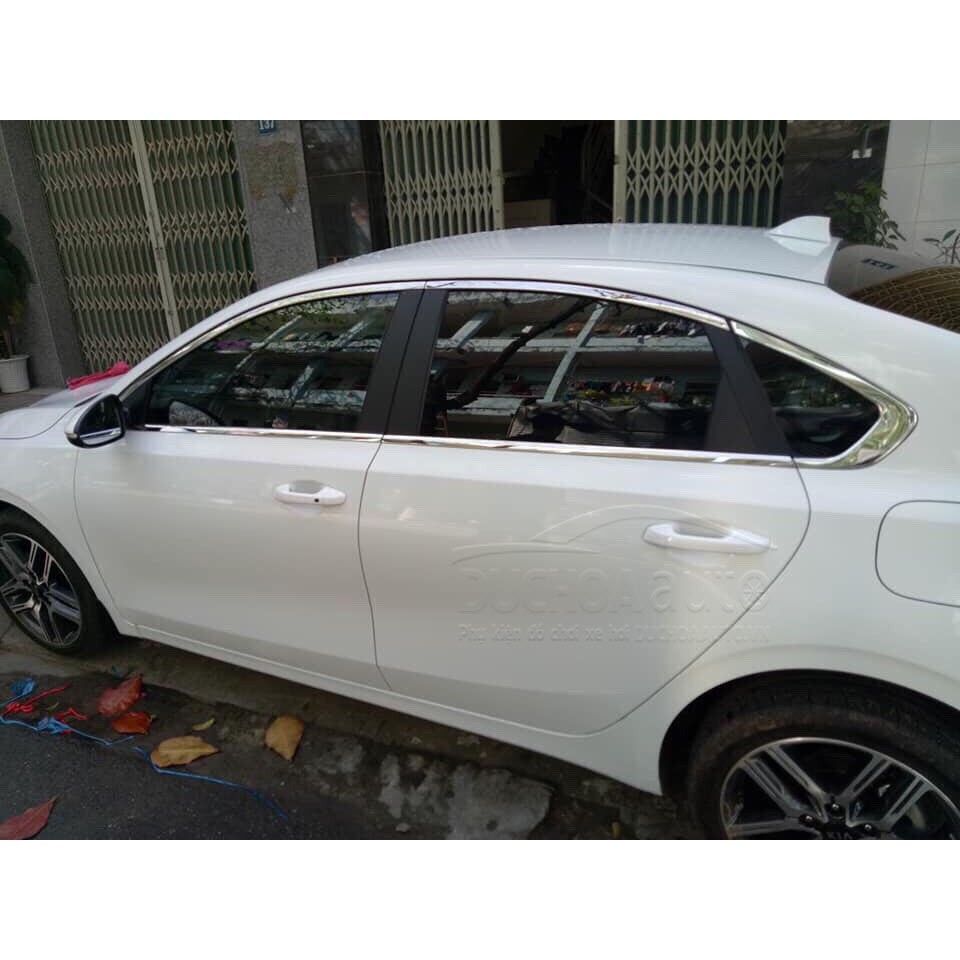 Nẹp viền inox chân và cong kính xe ô tô, xe hơi Kia Cerato 2019-2020