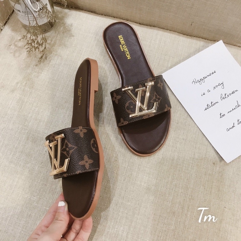 Dép nữ- Dép lê DIOR hàng mới về