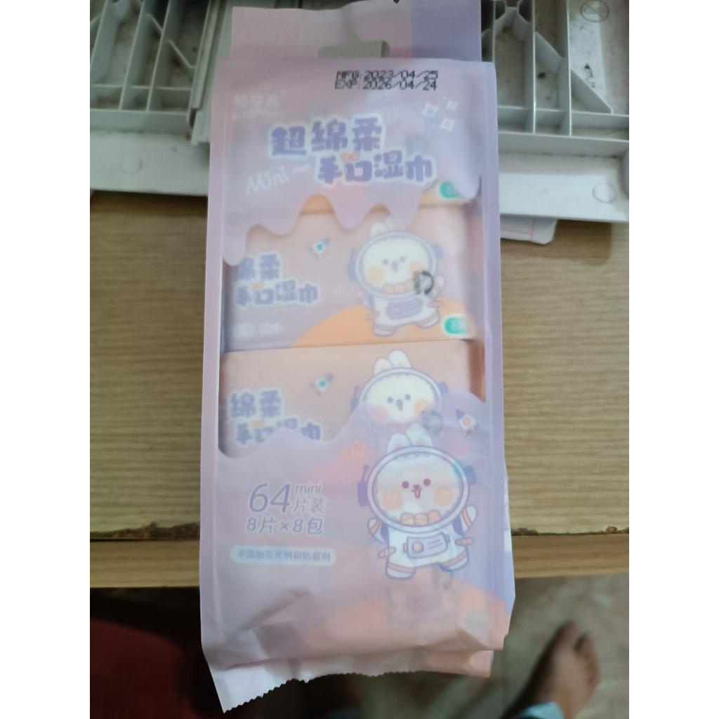 Khăn giấy ướt mini - dễ thương - tiện lợi - thích hợp đi học, đi chơi, du lịch❤️❤️
