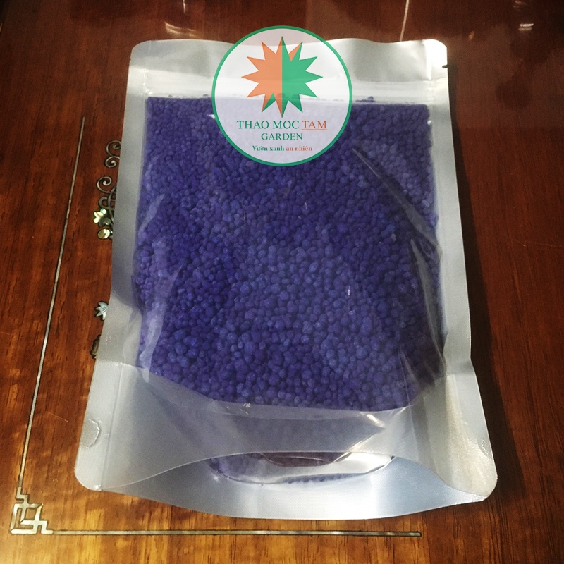 Novatec Premium 15-3-20-1.2Mg-10S+TE (Túi 0.5Kg) – Phân NPK chuyên dụng cho Dâu Tây, Hoa Hồng và nhi