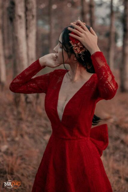 Đầm ren đỏ siêu đẹp hàng thiết kế