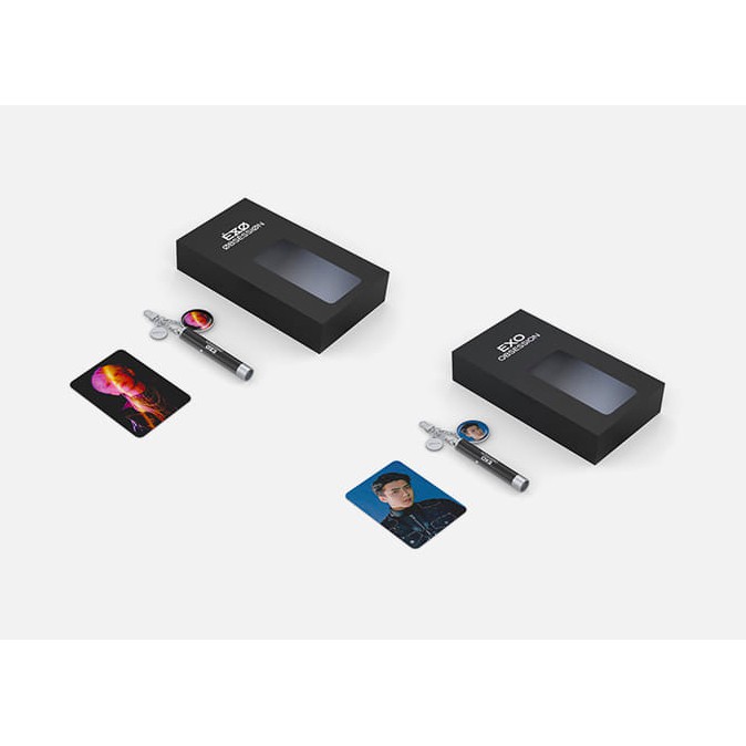 EXO Obsession goods: Móc khóa hình có đèn/ Photo projection keyring