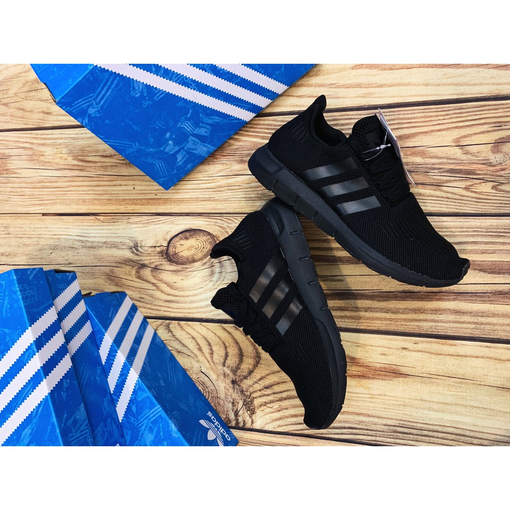 Giày Adidas Swift Run đen full