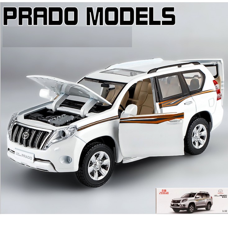 Xe ô tô mô hình Landcruiser Prado tỉ lệ 1:32 bằng kim loại có âm thanh và đèn mở được các cửa xe