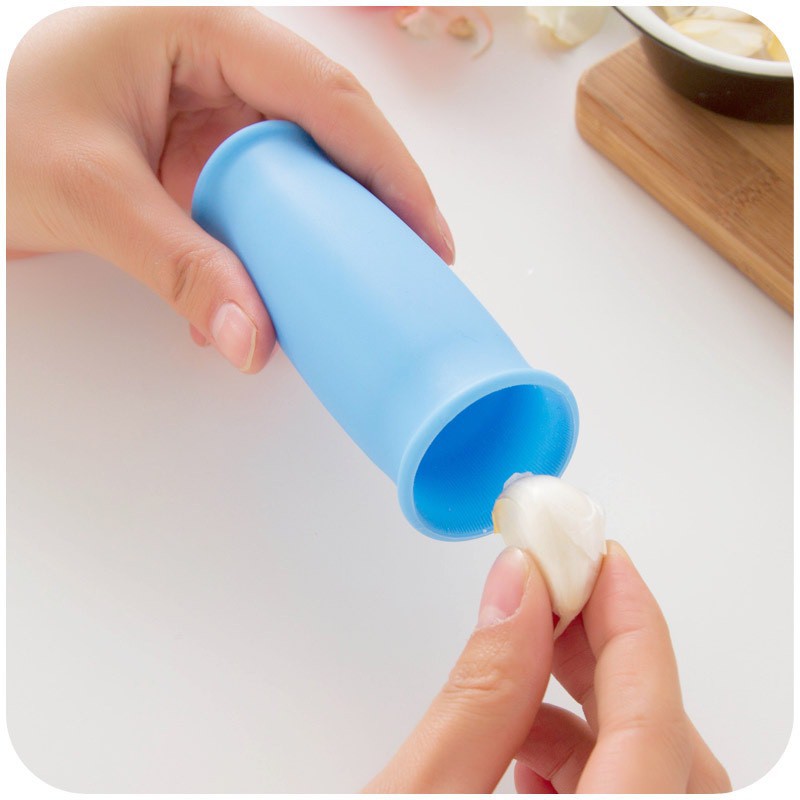 Bóc vỏ tỏi tiện dụng bằng silicone 88121 shop tiện ích 777