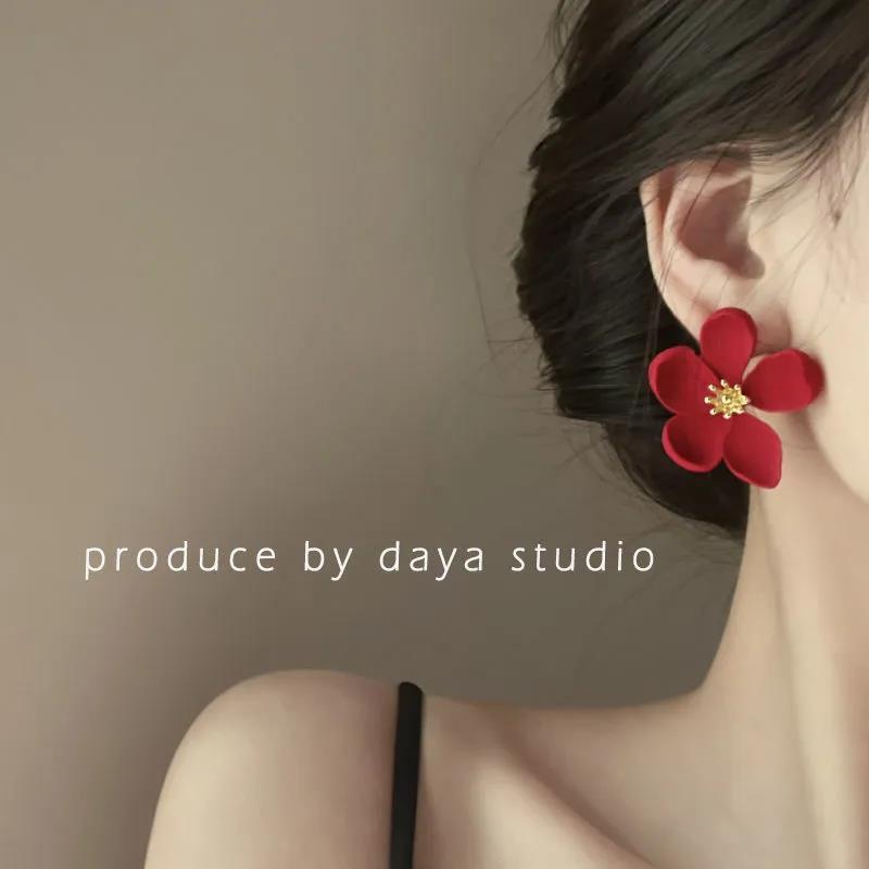 Nhẫn thời gian|Bông Tai Hình Hoa Màu Đỏ/ Vàng Cỡ Nhỏ Độc Đáo Thời Trang Mùa Xuân Xinh Xắn