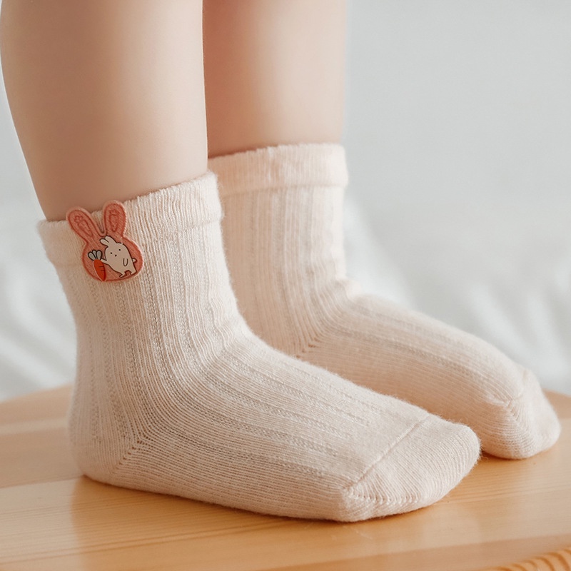 Set 3 Đôi Vớ Cotton Mềm Mại Co Giãn Thoáng Khí Chống Trượt Họa Tiết Động Vật Hoạt Hình Dễ Thương Dành Cho Trẻ Em