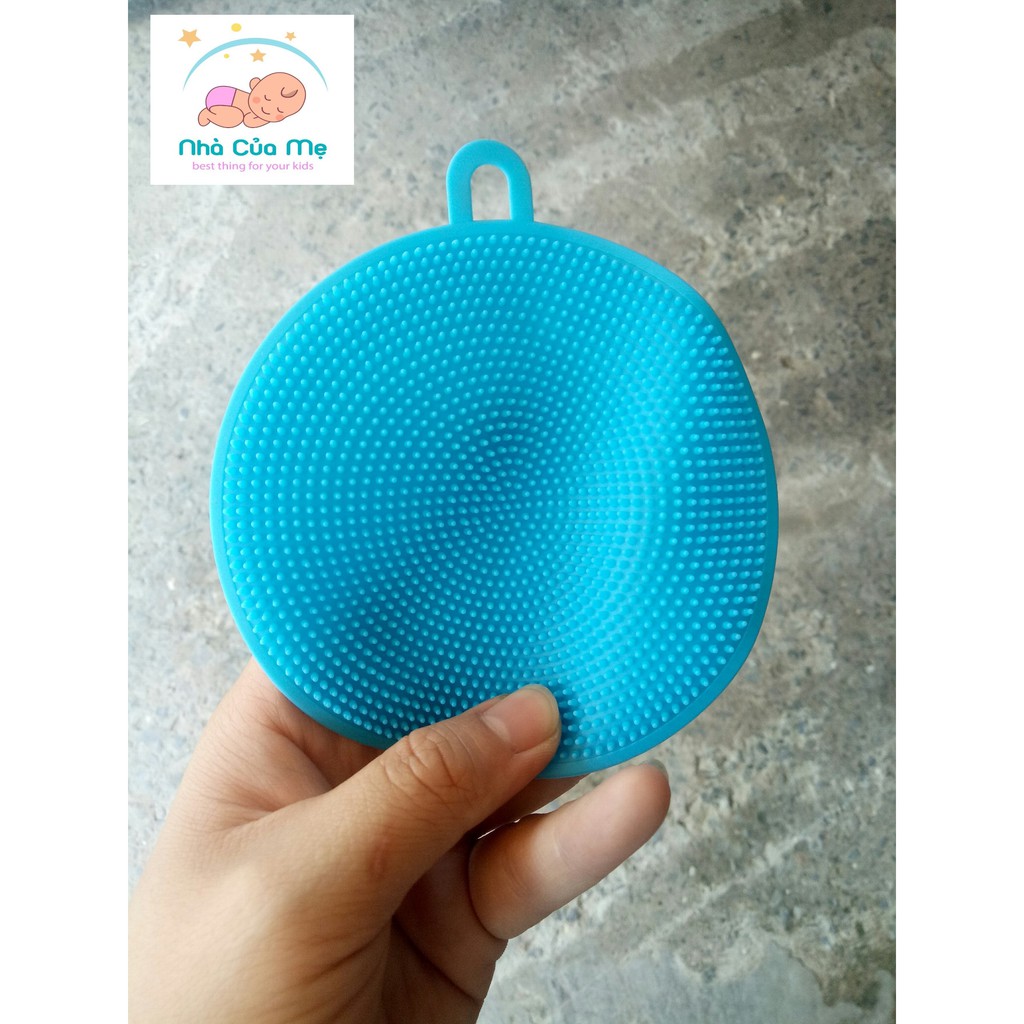 Miếng silicone gội đầu sơ sinh