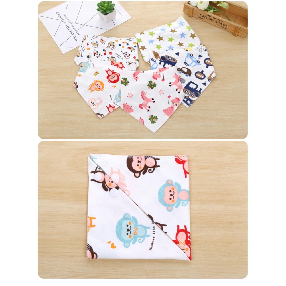 Combo 5 khăn yếm cotton hình tam giác có cúc bấm tiện lợi cho bé yêu ăn và ấm cổ