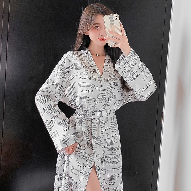 Japanese kimono sexy nightgown short sleeved spring and summer pajamas women's real ice silk thin bathrobe girls' home c