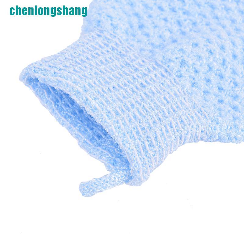 Găng tay tắm tẩy tế bào chết tiện dụng