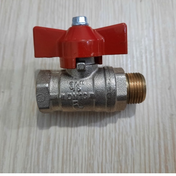 Van bi tay bướm đồng 1 đầu ren ngoài 1 đầu ren trong Itap.093 Italy áp lực 50kg