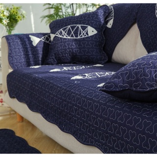 Thảm Sofa Họa Tiết 5 Con Cá Xanh Đen Chất Liệu Cotton Mềm Mại - TSF014