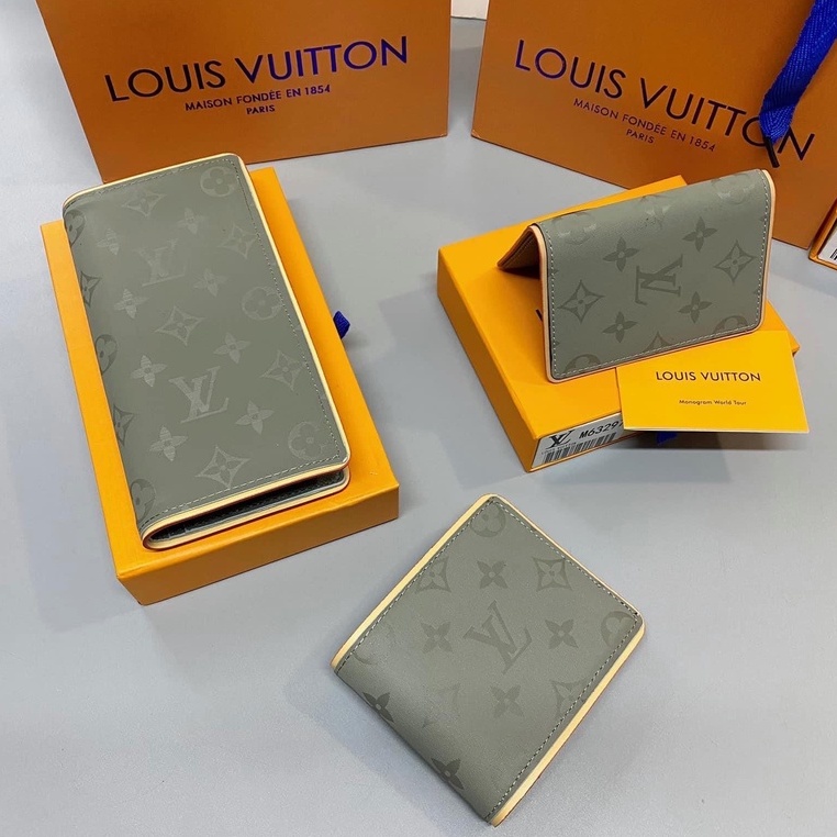 Ví dài, ngắn, thẻ Louis Vuitton titan