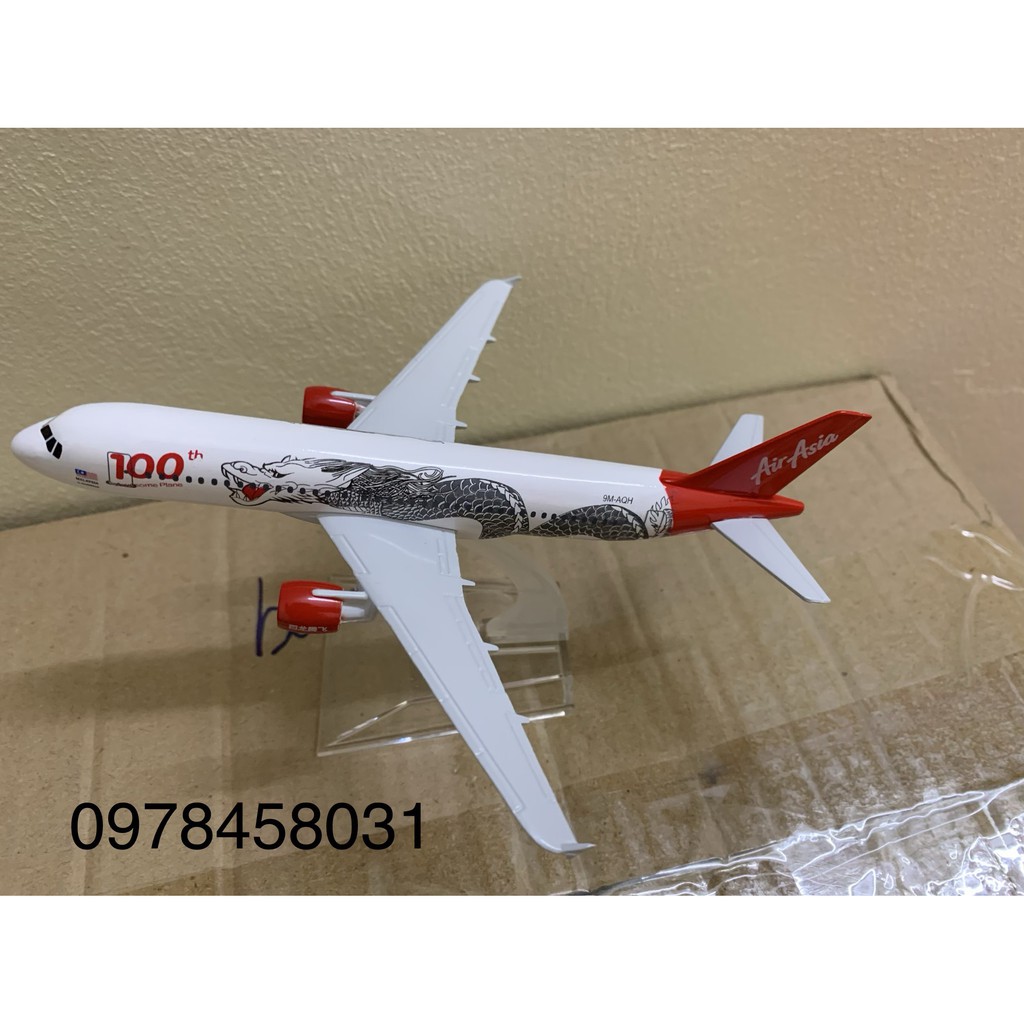 Mô hình máy bay hợp kim 16cm AirAsia (Bailong) 16cm