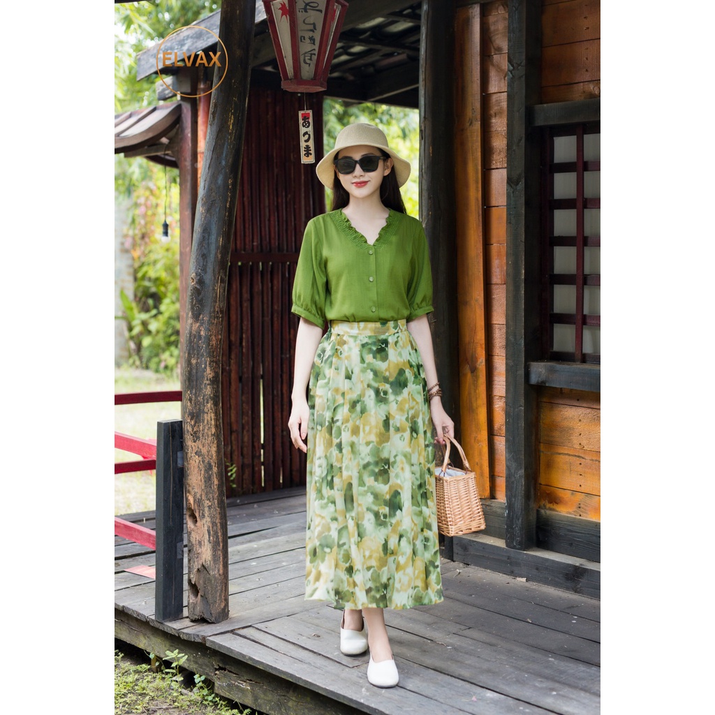 Bộ Đồ Nữ ELVAX Áo Linen Sơmi Cổ V Cộc Tay Xanh Lá Non, Chân Váy Dài Hoạ Tiết Tơ Hàn