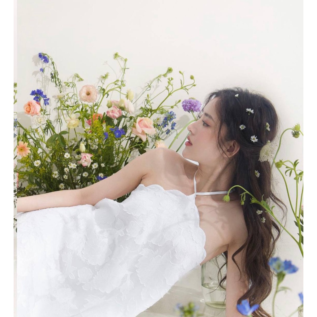 Đầm Yếm Ren Nổi Phom Suông Thiên Nga KC1391