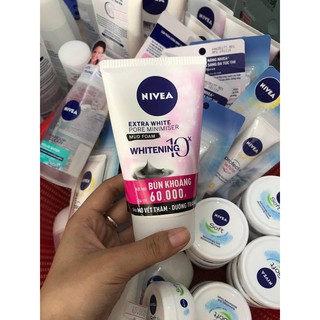 Sữa rửa mặt nivea giúp trắng da & se khít lỗ chân lông