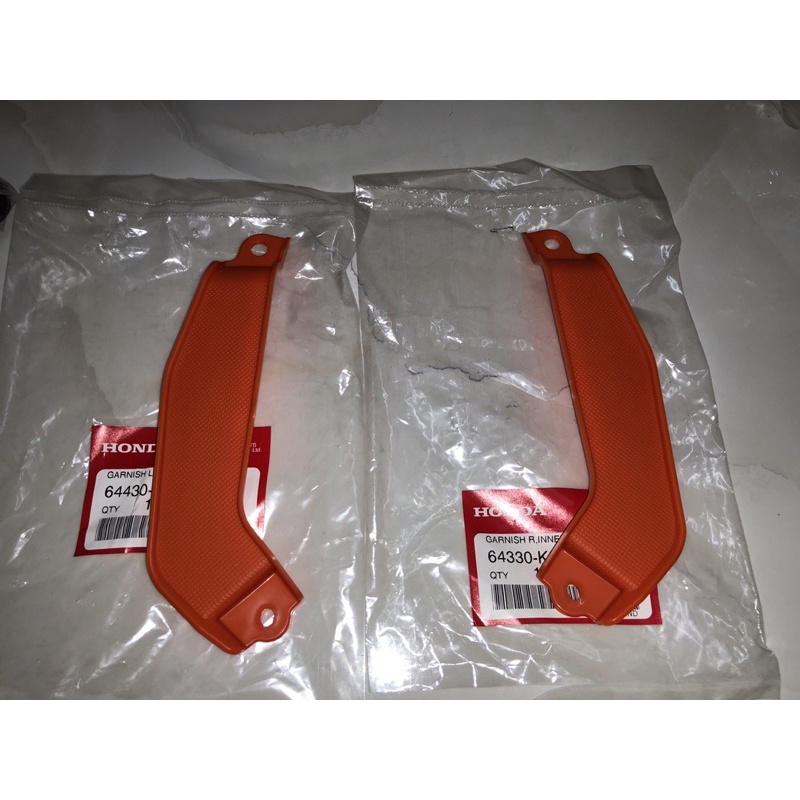 Nắp che cánh gà nhỏ Click-Vario 2018-2021