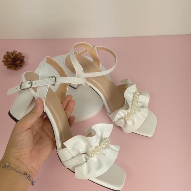 HCM Giày sandal cao gót big size nữ 40 41 42 43, xăng đan quai ngang đính ngọc siêu xinh thời trang mũi vuông cao 7 phân