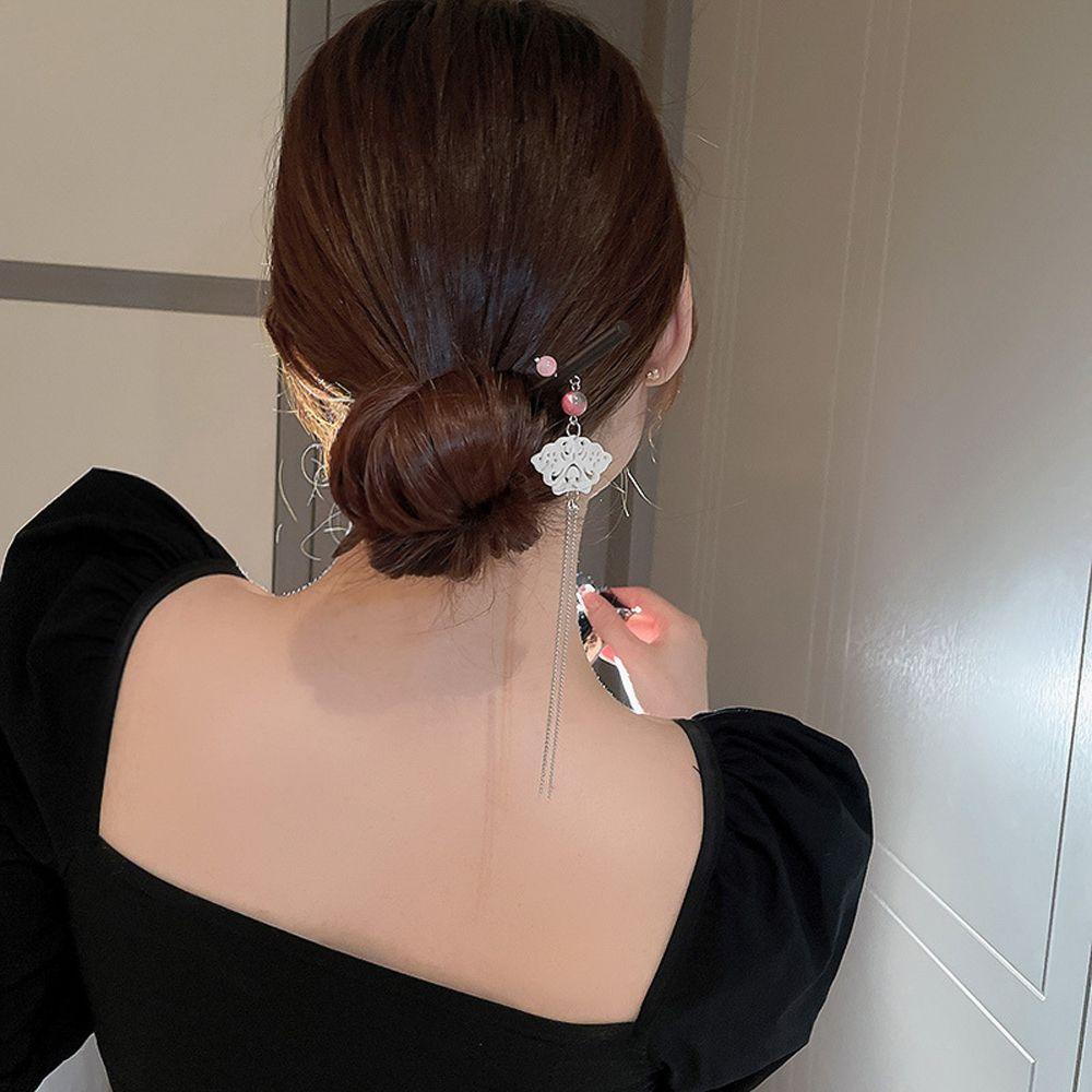 Trâm Cài Tóc Phối Tua Rua Phong Cách Trung Hoa Thanh Lịch Cho Cô Dâu