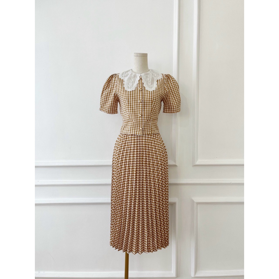 Set đồ nữ công sở áo tay phồng cổ ren kết hợp chân váy midi xếp ly caro NPSET010