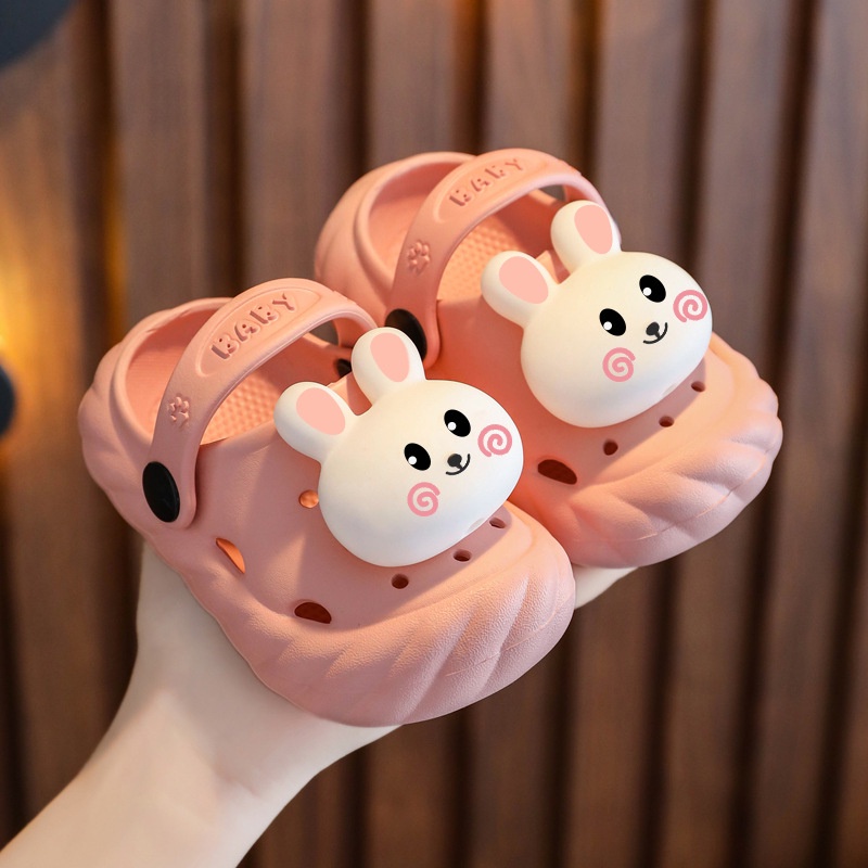 Dép có quai sau cho bé gái