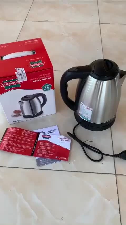 Ấm siêu tốc, Bình đun siêu tốc Sunhouse SHD1182