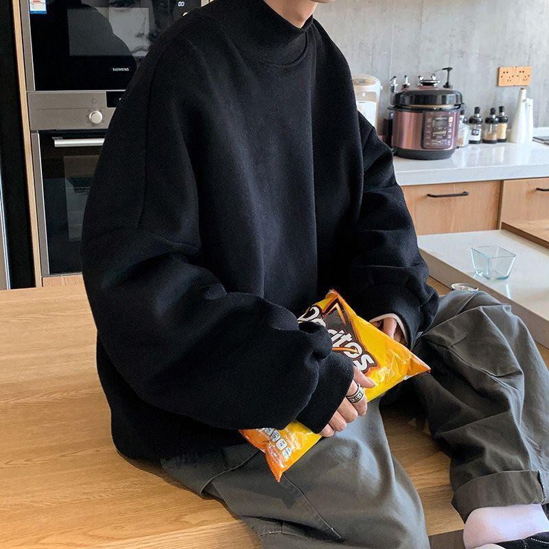 [ Mã 12FASHIONSALE1 giảm 10K đơn 50K ] Áo sweater cổ lọ dáng rộng màu trơn thời trang mùa thu cho nam | BigBuy360 - bigbuy360.vn