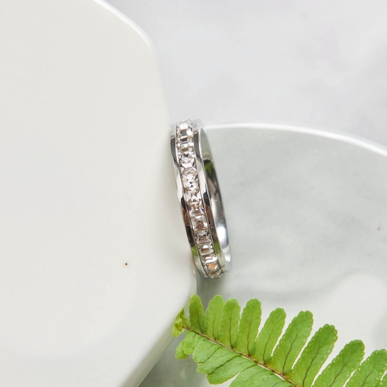 Nhẫn nam nữ CDE Eternity Ring Silver CDE8022SV