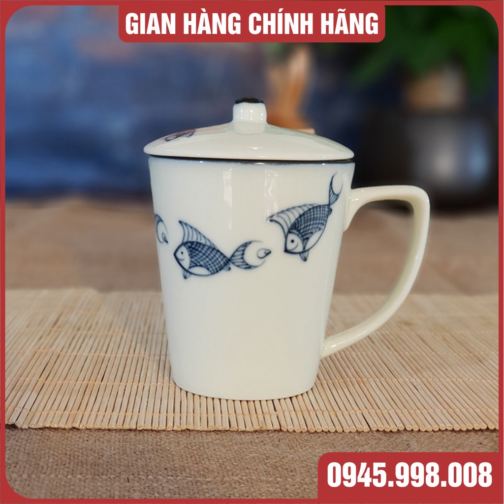 Ly sứ uống nước có nắp vẽ cá, quai cầm tiện lợi hàng BÁT TRÀNG CAO CẤP - XƯỞNG GỐM VIỆT