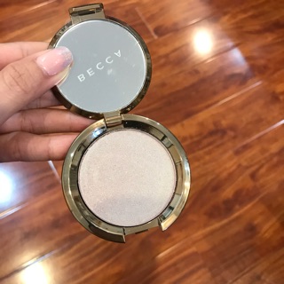 [Trả order] Phấn highlight Becca Light chaser