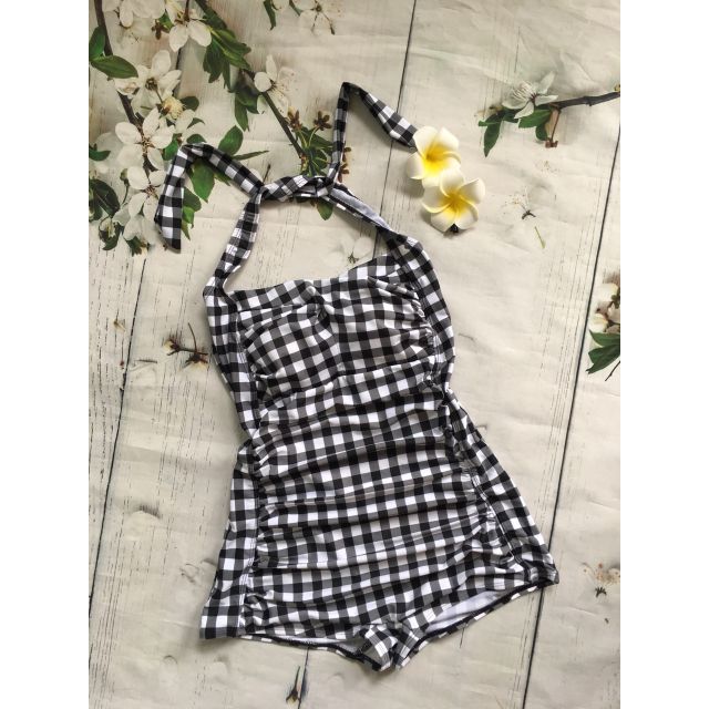 Đồ tắm liền thân dạng quần đùi