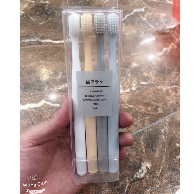 Sét 4 bàn chải Toothbrush xuất Nhật chi bé