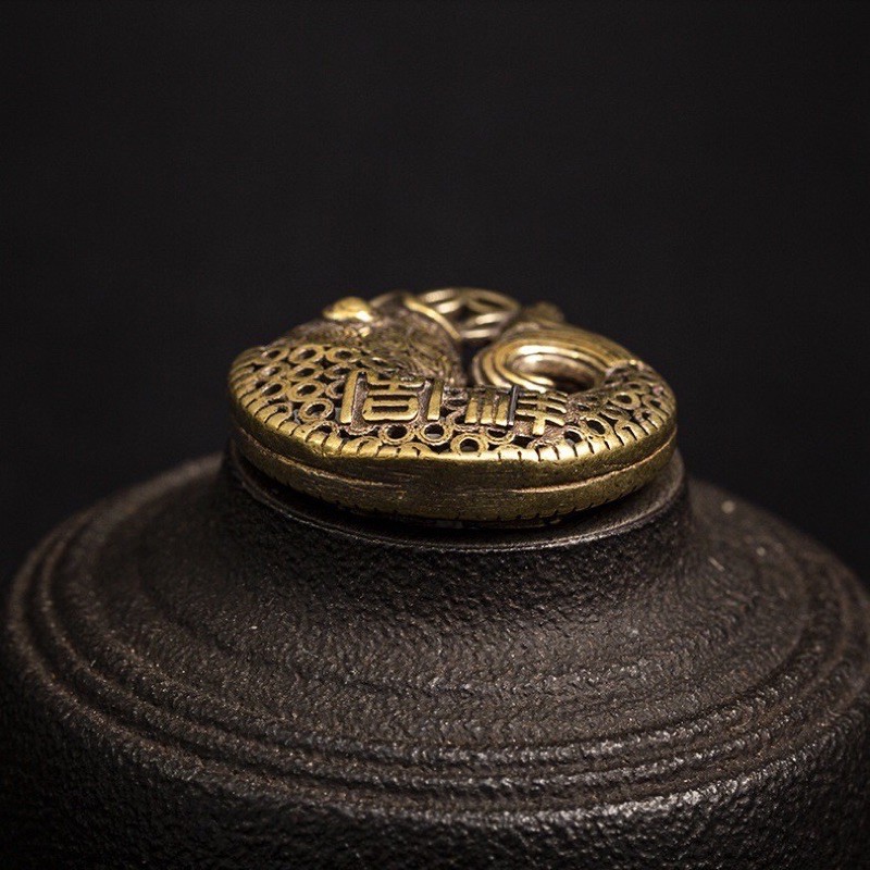 Tượng Trưng Bày Phong Thủy Bằng Đồng Hình Mặt Cá Chép