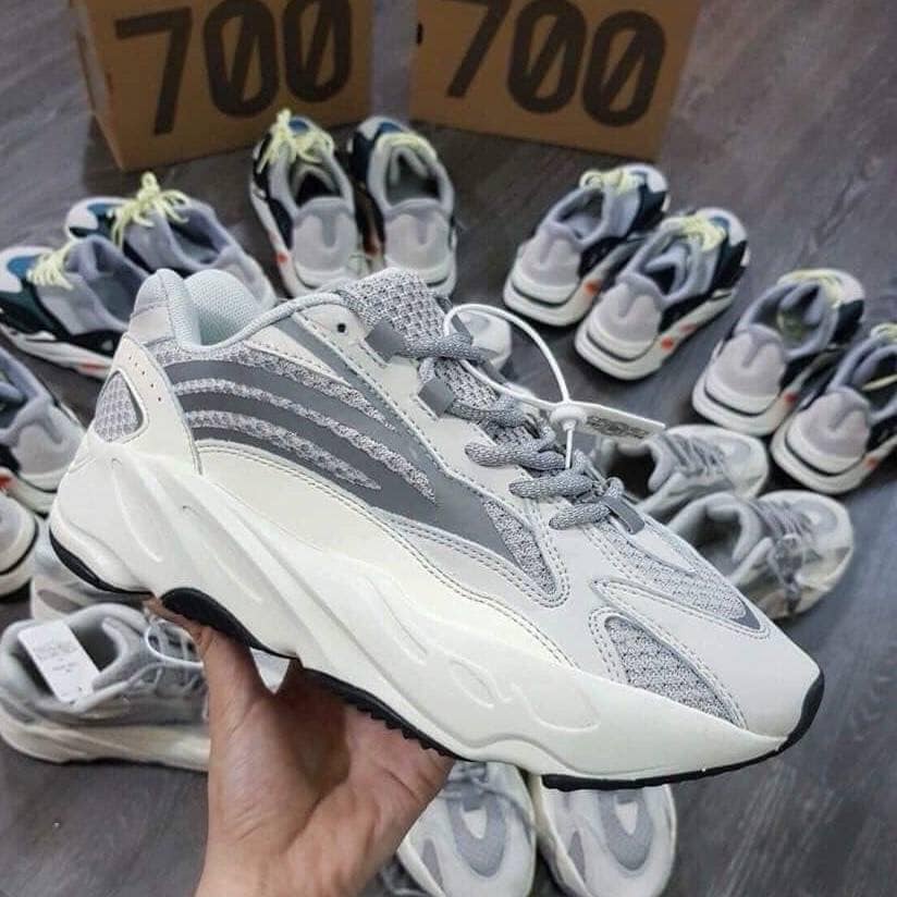 Giày YZ700 , giày thể thao nam nữ, Trắng phản quang HÀNG MỚI