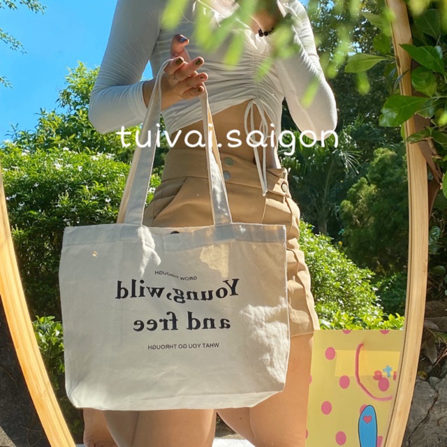 ( VIDEO + ẢNH THẬT ) Túi vải túi tote chữ màu be Young, Wild and Free
