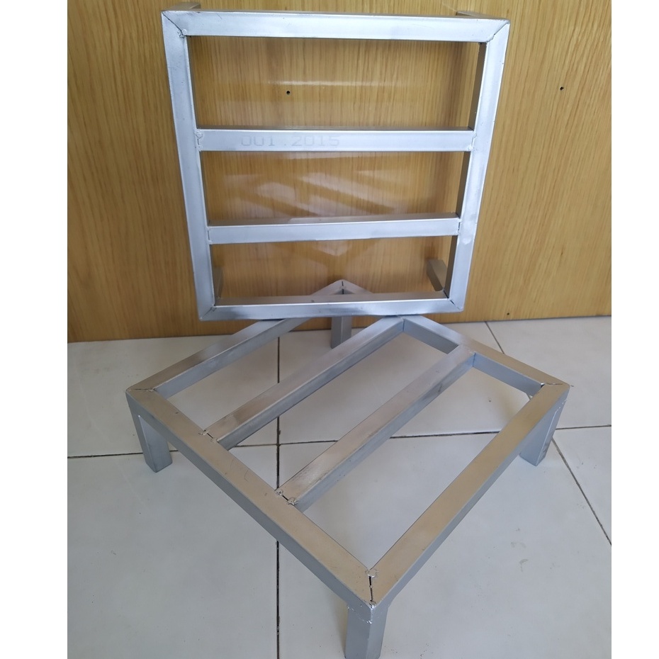 Đế Lót Chậu Trồng Cây Đa Năng 2 Kích Thước 30X30 và 40X40